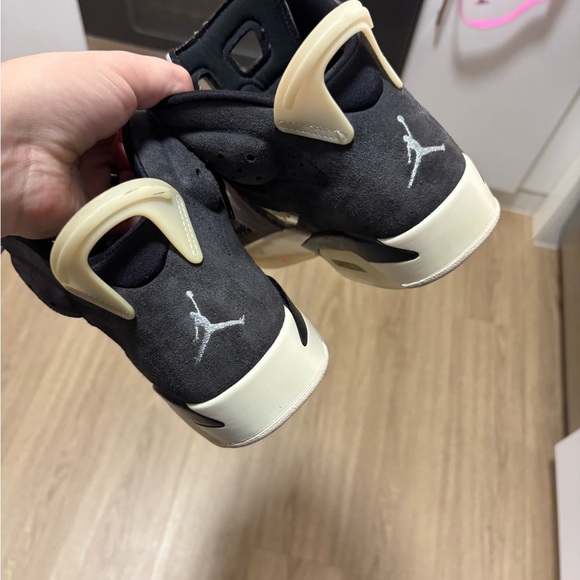 Jordan retro 6 black and grey - Picture 8 of 9